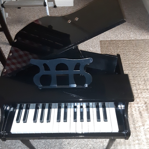 Kids piano - Picture 3 of 3
